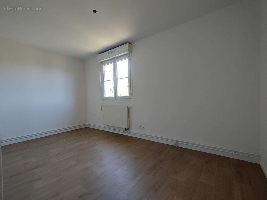 Maison T5 96m² - Crépy-en-Valois - 3693.1.5.5 - photo 5