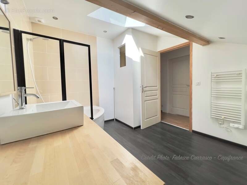 Maison à SAINT-BONNET-PRES-RIOM