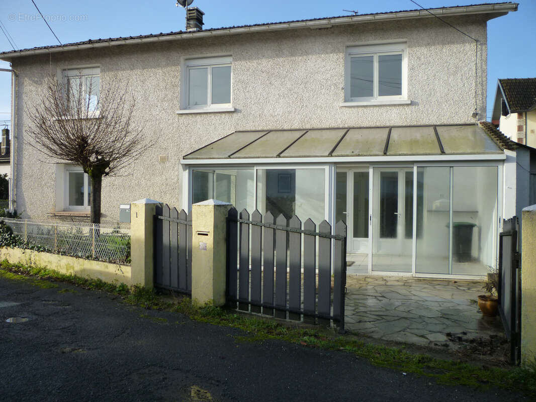 Maison à MONSEMPRON-LIBOS