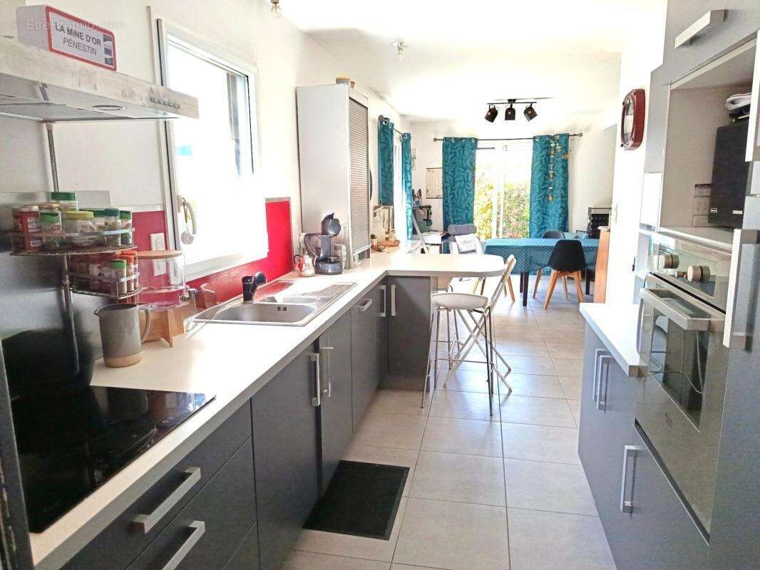 Maison  familiale contemporaine - 142 m2 - parthenay de bretagne -35850 - photo 3