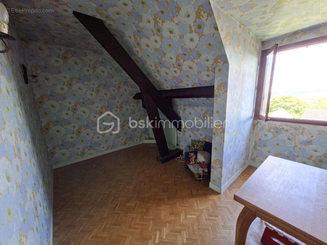 Pavillon de 181 m² sur sous-sol      beaux volumes - photo 12