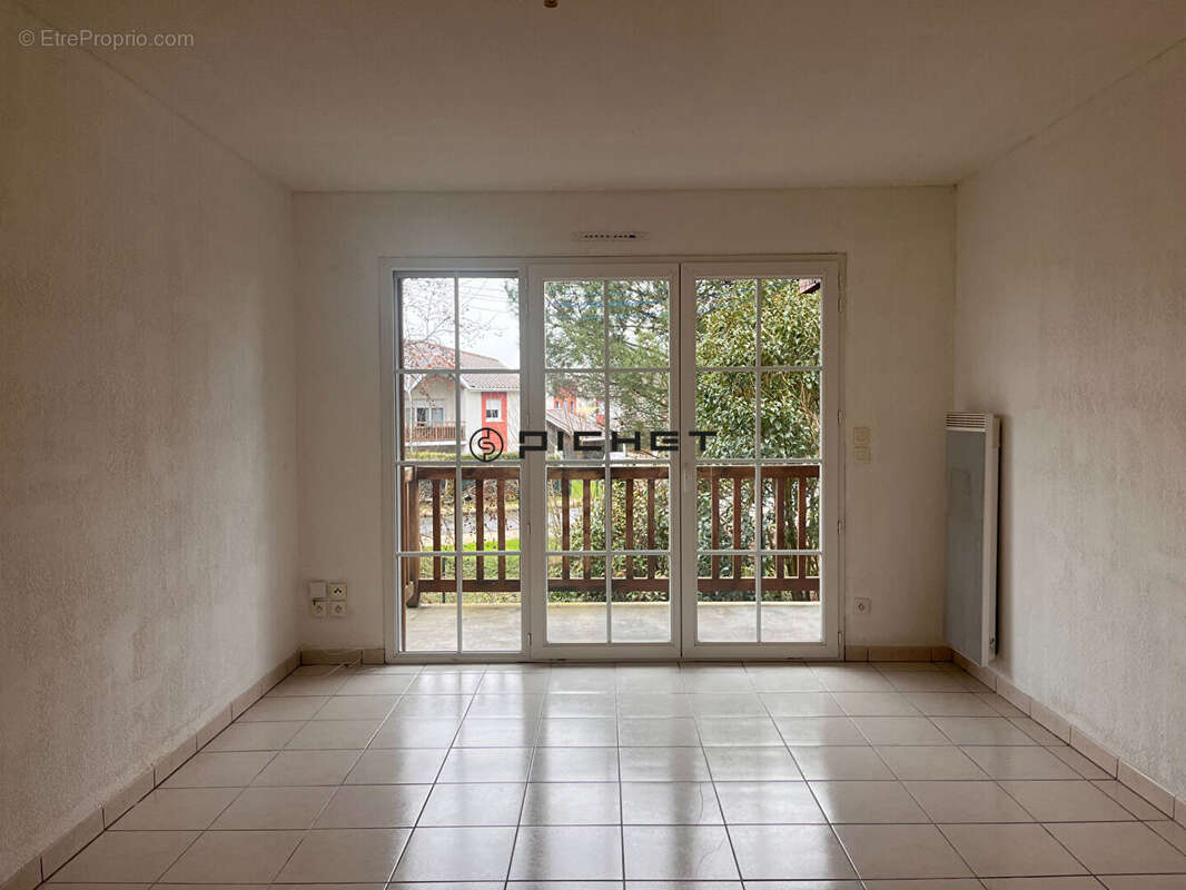 Appartement 40 m² à Biganos  - photo 4