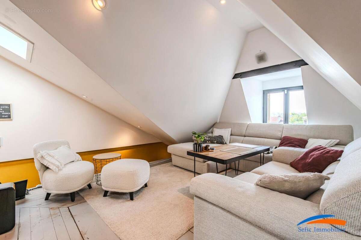 Appartement 117 m² à Reims  - photo 3