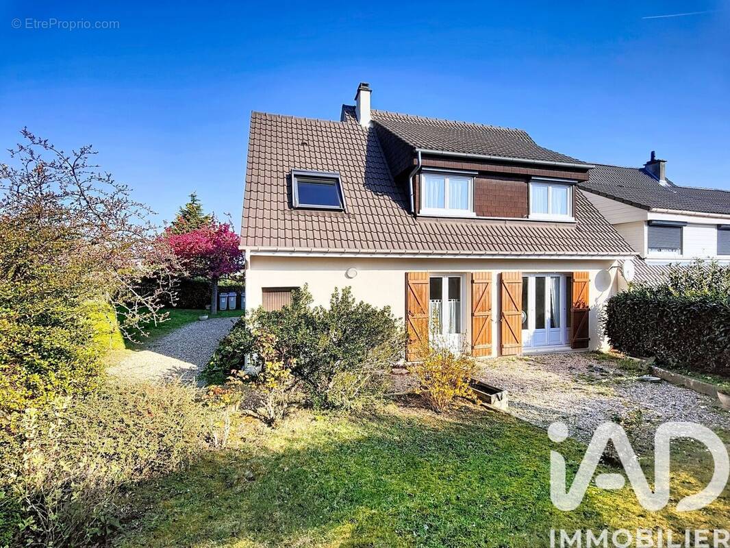 Photo 1 - Maison à MAGNANVILLE