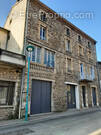 Appartement à SAINT-SAUVEUR-DE-MONTAGUT