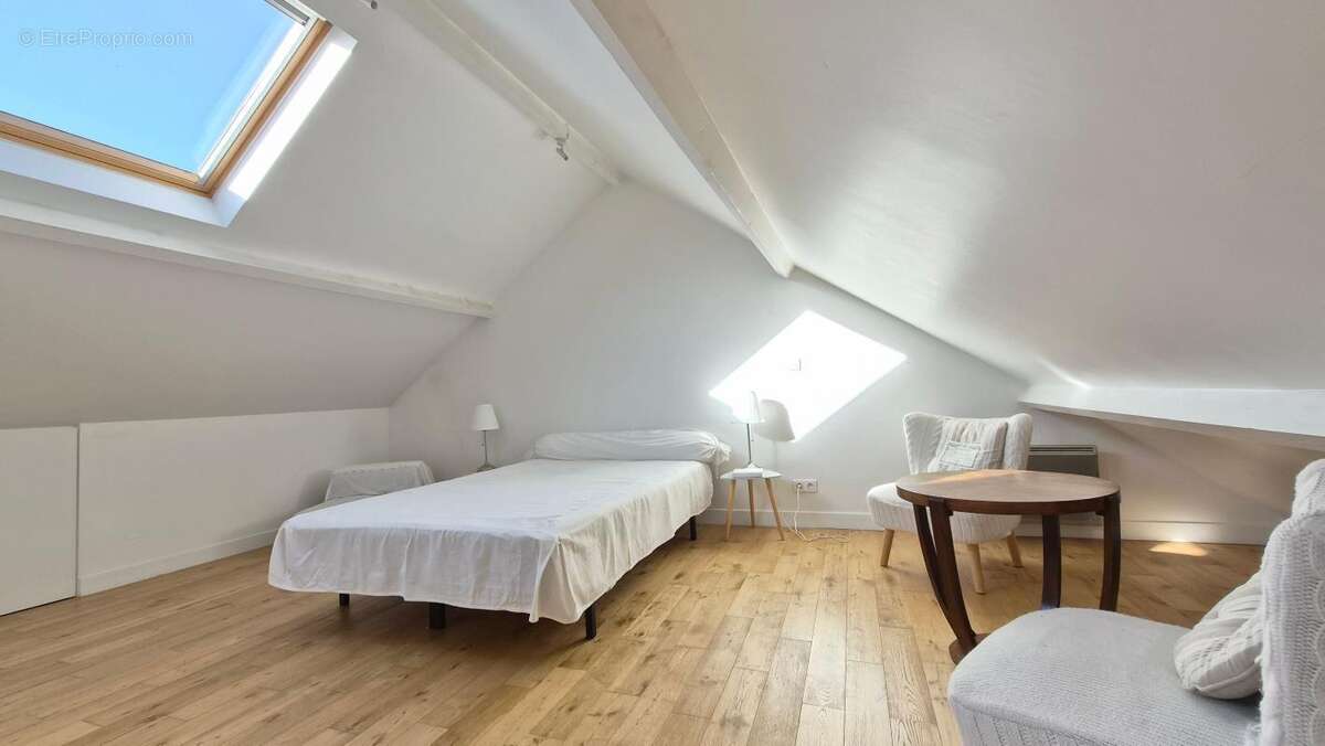 Maison à SAINT-GERMAIN-LES-ARPAJON