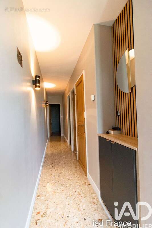 Photo 8 - Maison à JUZIERS