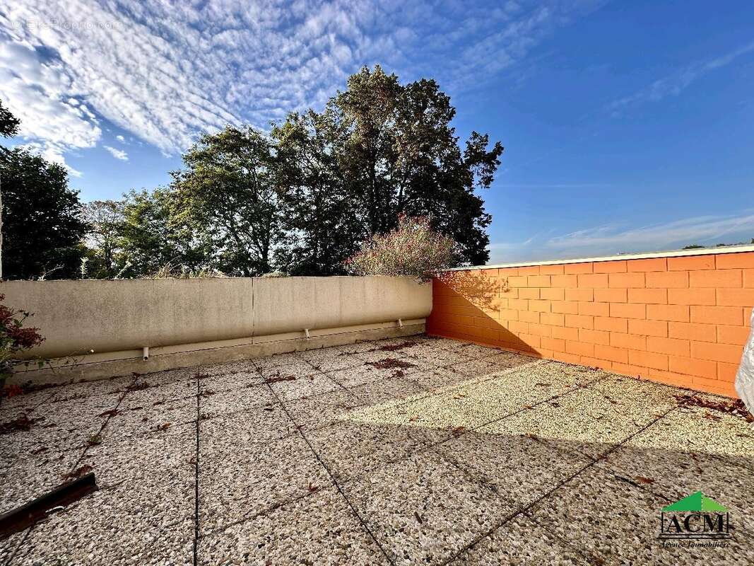 Appartement à MERY-SUR-OISE