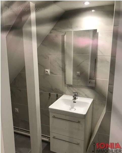 Appartement à FONTENAY-SOUS-BOIS