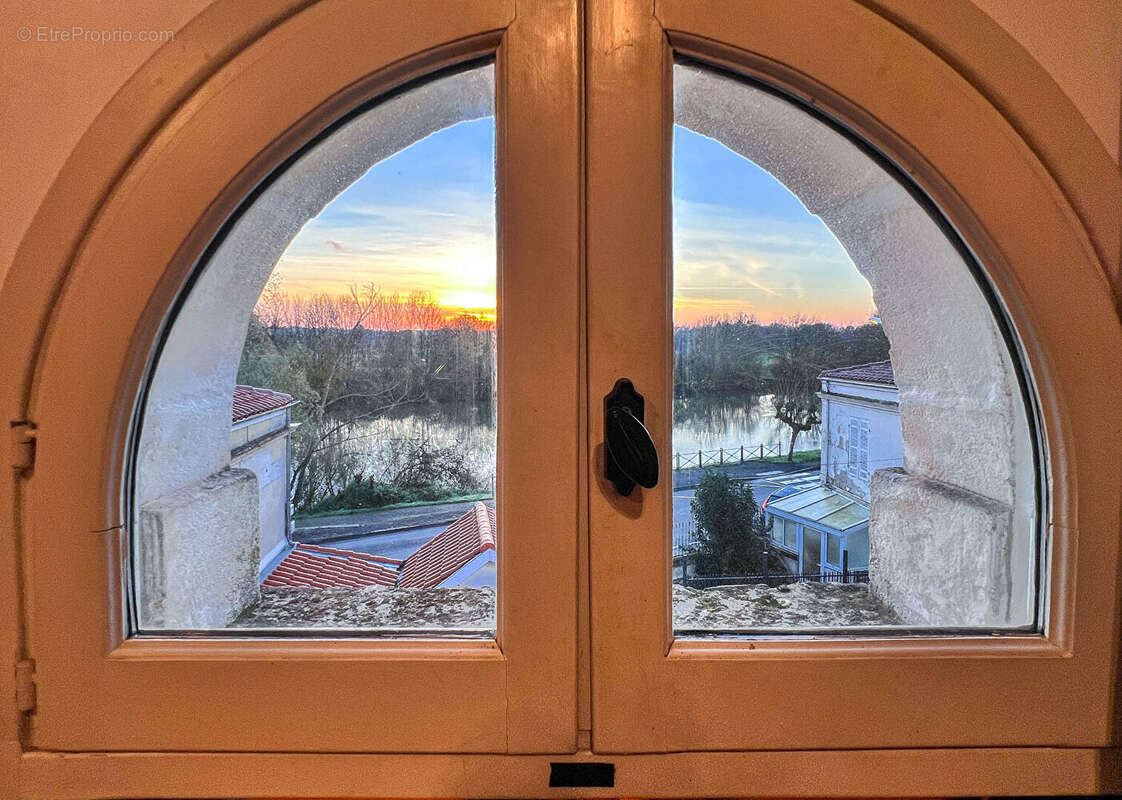 Appartement à SAINTES