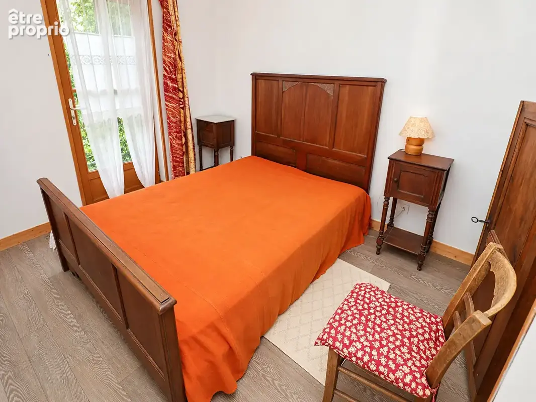 Ensemble immobilier de 3 maisons - Environ 253 m² habitables - 7 chambres - Terrain arboré de 2 790 m²  - 3 garages - Toitures r - photo 18