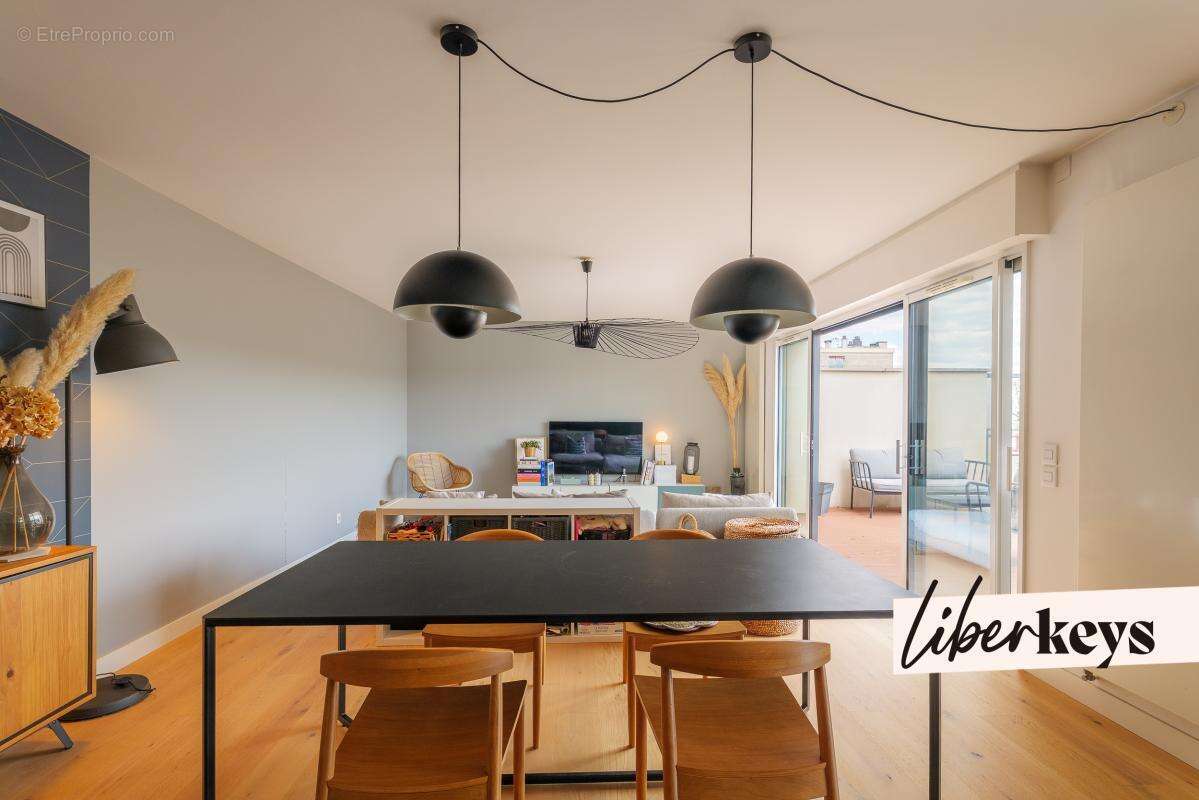 Appartement à SAINT-MAUR-DES-FOSSES