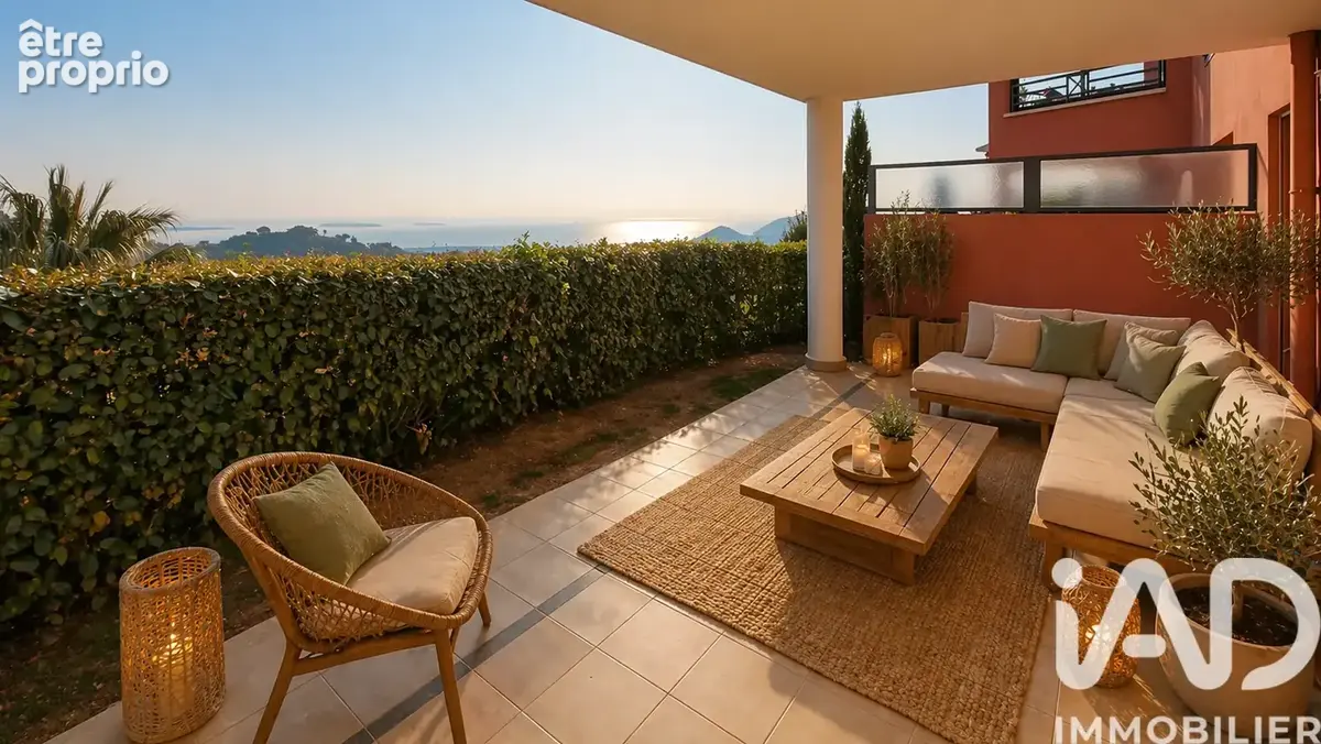 Photo 1 - Appartement à MANDELIEU-LA-NAPOULE