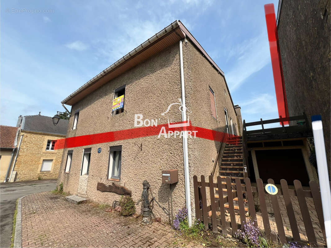 Appartement à COSNES-ET-ROMAIN