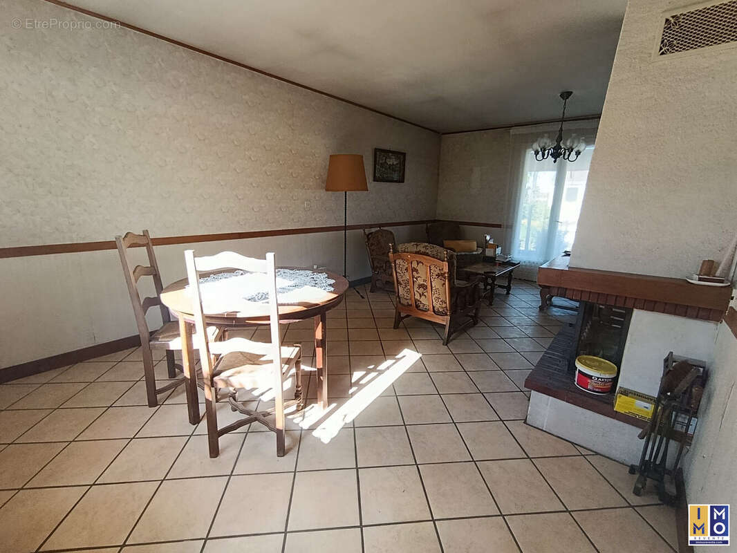 Maison 88 m² à Brecy  - photo 3