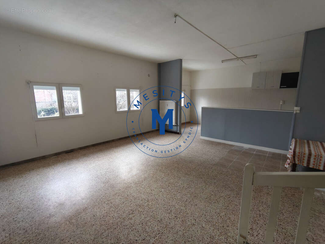 Appartement à SAINT-ETIENNE
