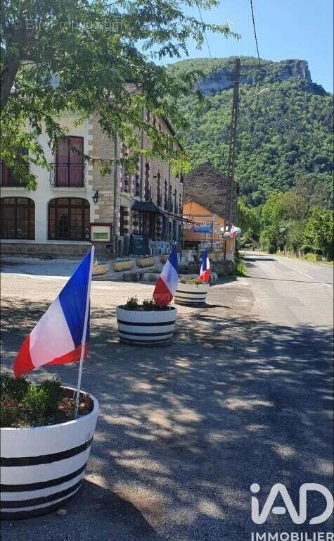 Photo 5 - Commerce à RIVIERE-SUR-TARN