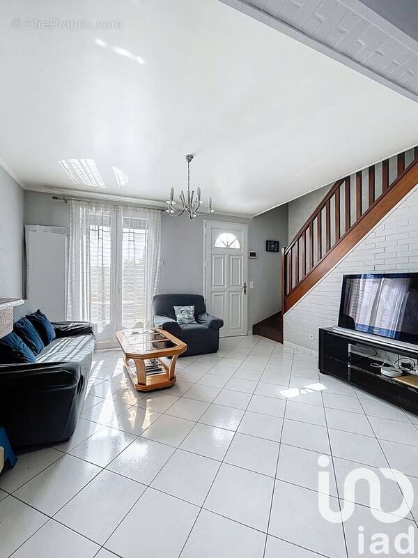 Photo 1 - Maison à VILLECRESNES