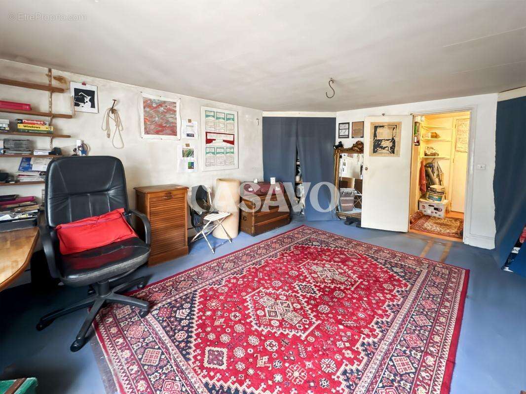 Appartement à PARIS-1E
