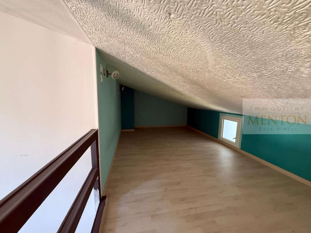Appartement à MENTON