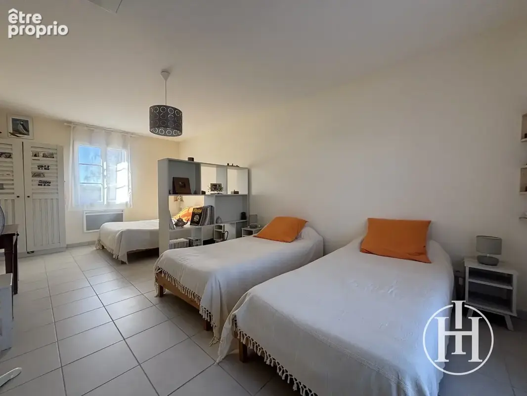 Maison de plain pied avec garage et piscine à Orval - photo 6