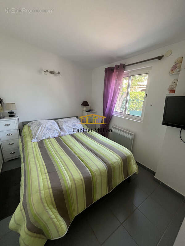 Maison à VIC-LA-GARDIOLE