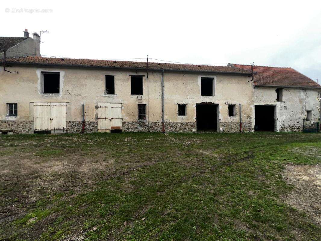 Maison à LIZY-SUR-OURCQ
