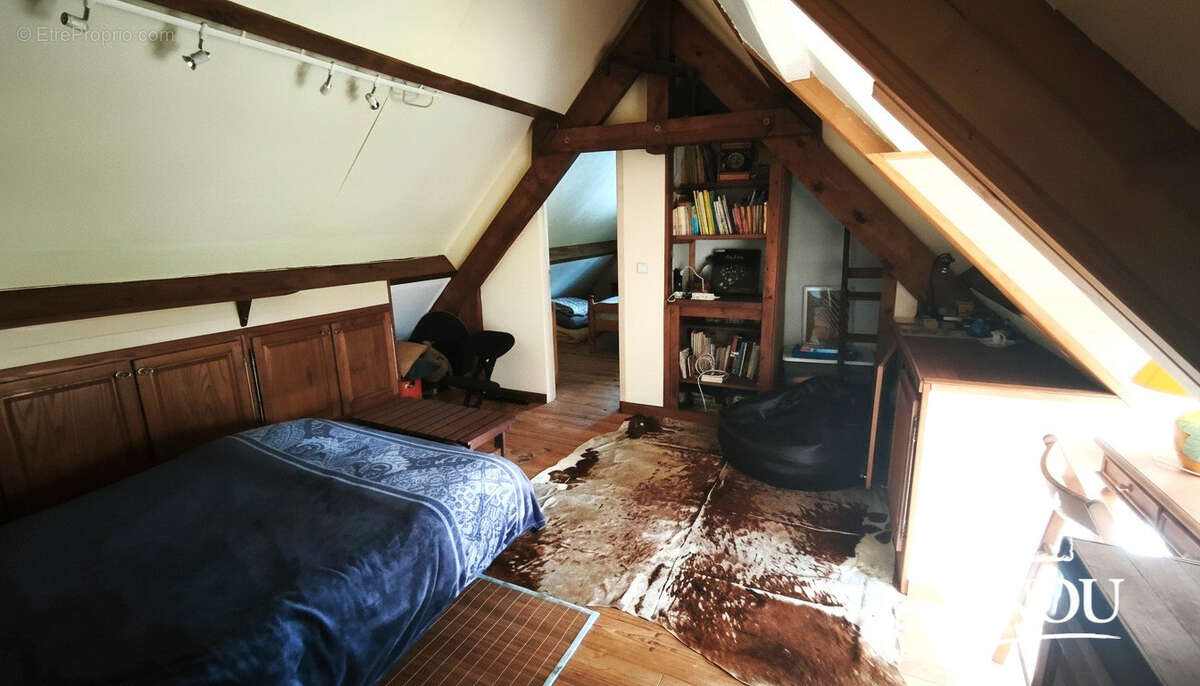 Maison à LA BAZOCHE-GOUET