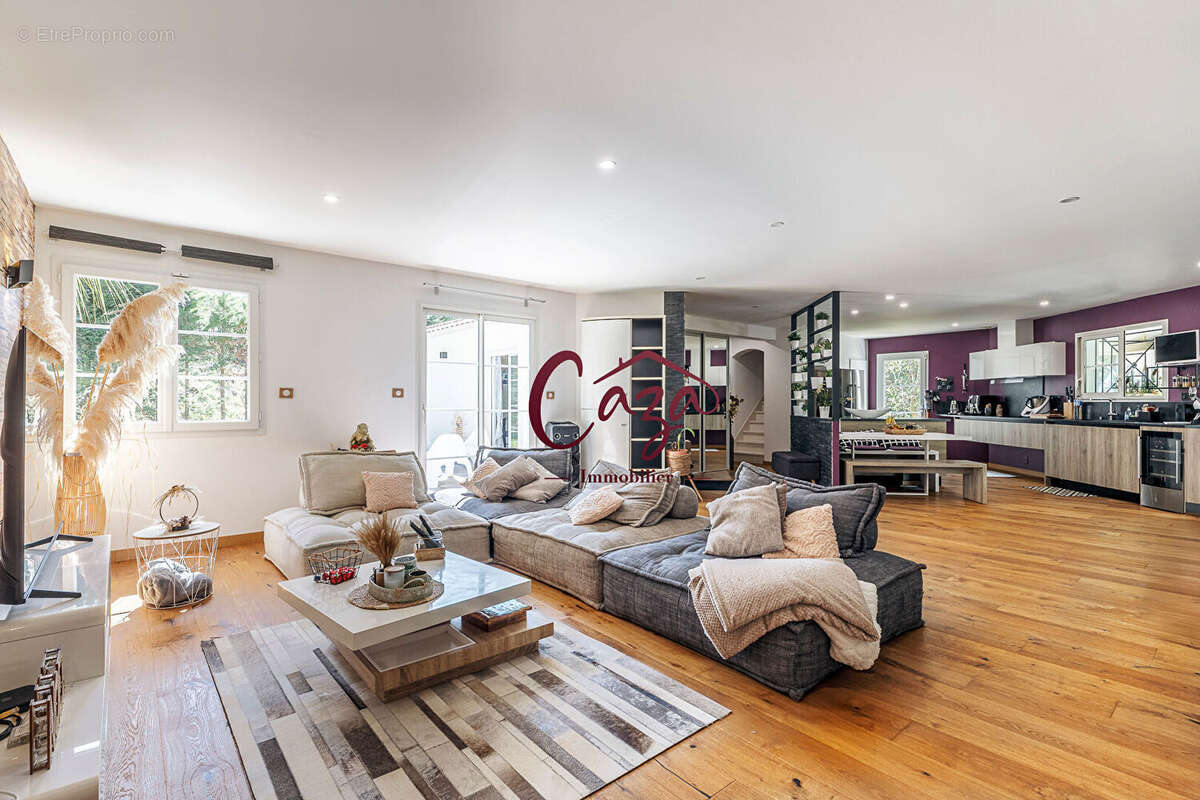 Maison à SALLEBOEUF