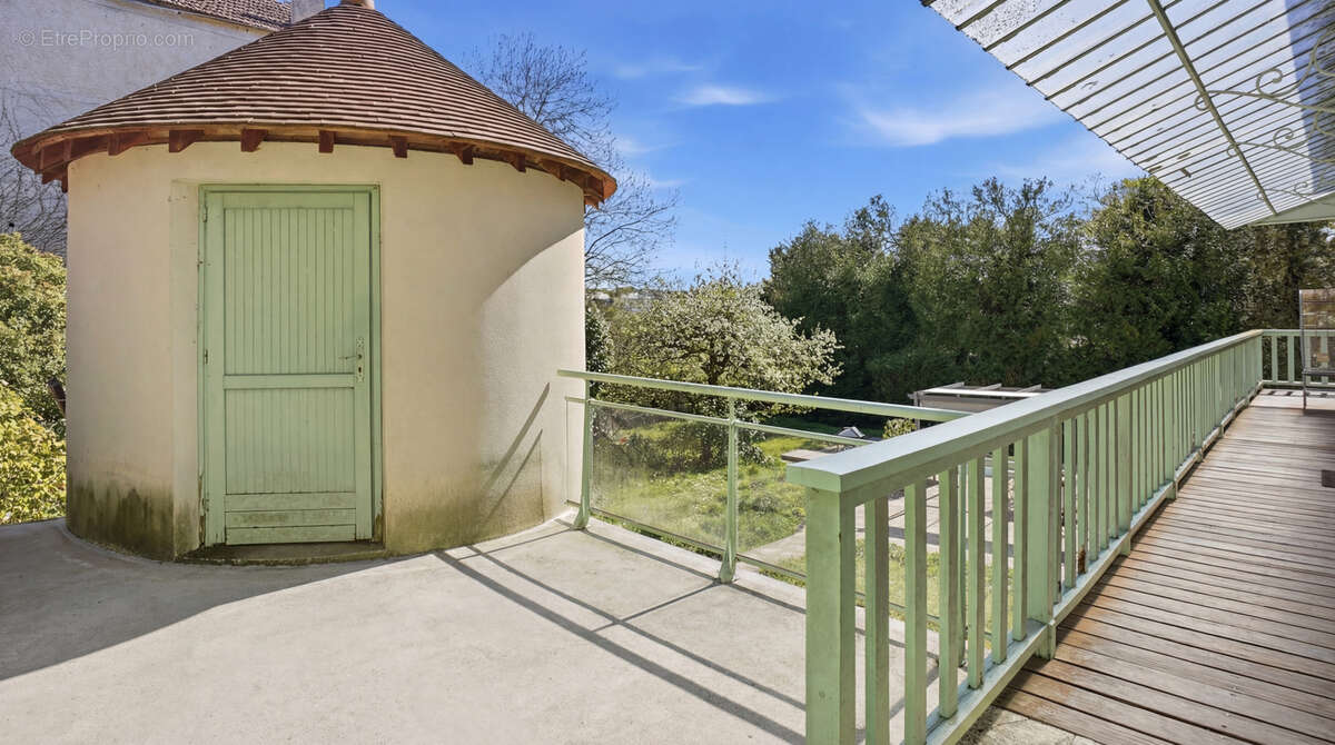 Maison à FONTAINEBLEAU