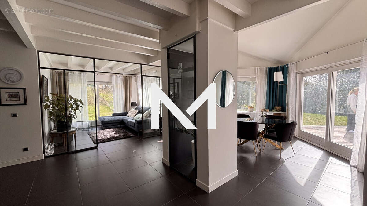 Maison à SAINT-MARTIN-LE-VINOUX