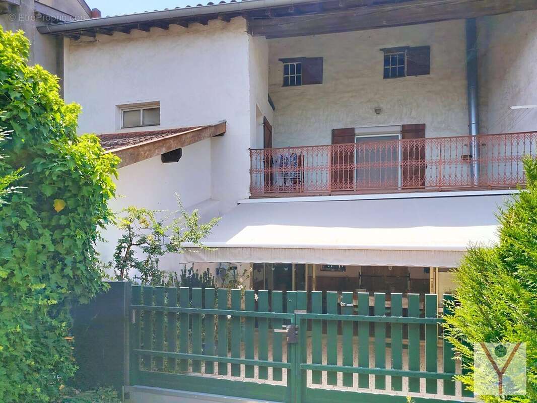 Maison 148 m² à Villars-Les-Dombes  - photo 4