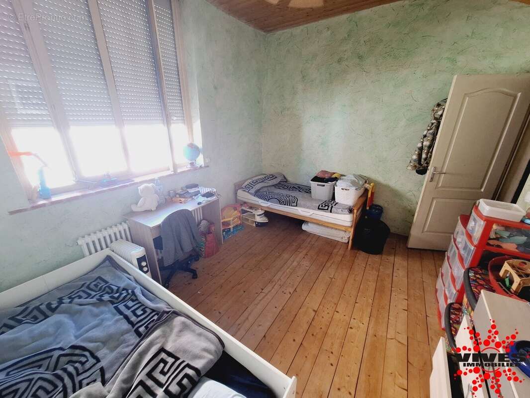 Maison à NISSAN-LEZ-ENSERUNE