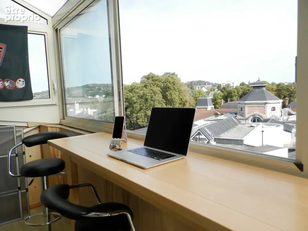 LOGGIA 6.70 M² - Appartement à LONS-LE-SAUNIER