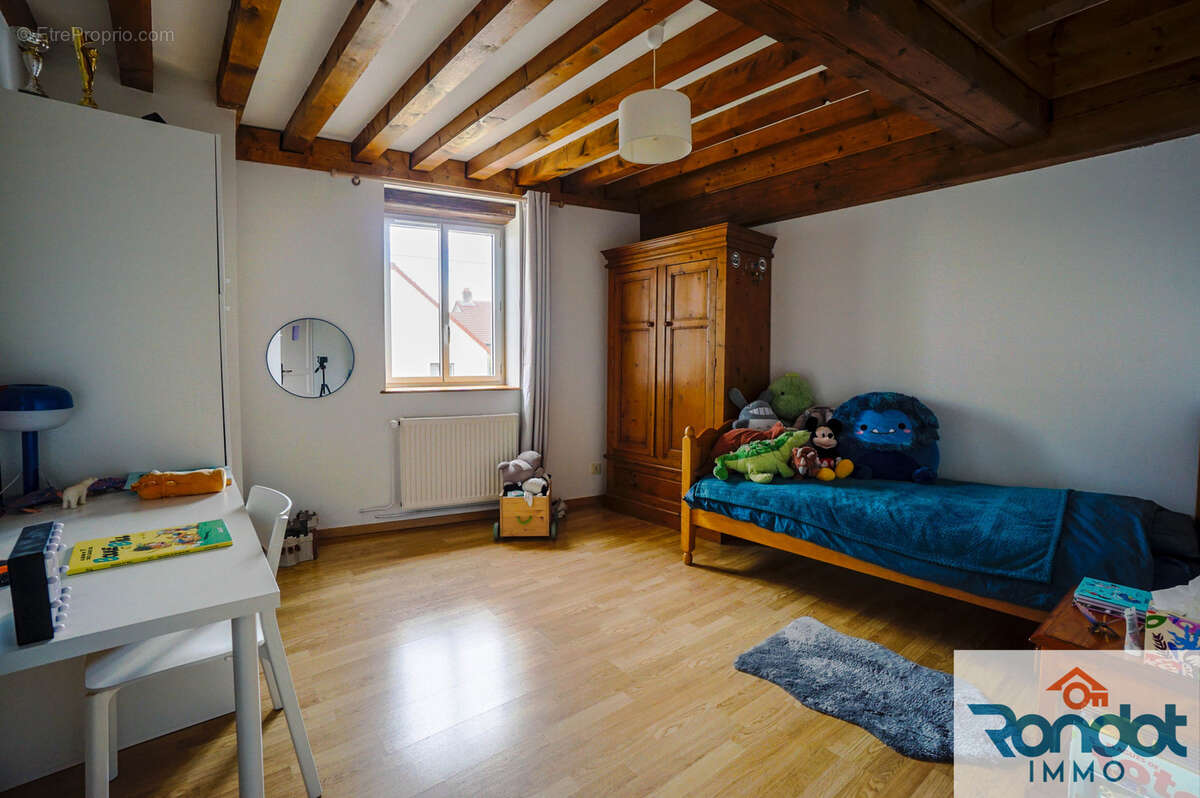 Maison à PICHANGES
