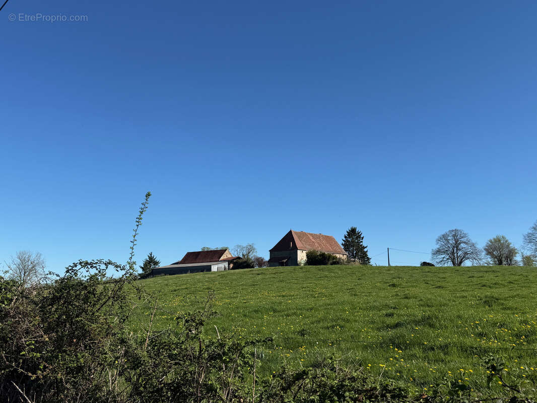 Maison à ARS-LES-FAVETS