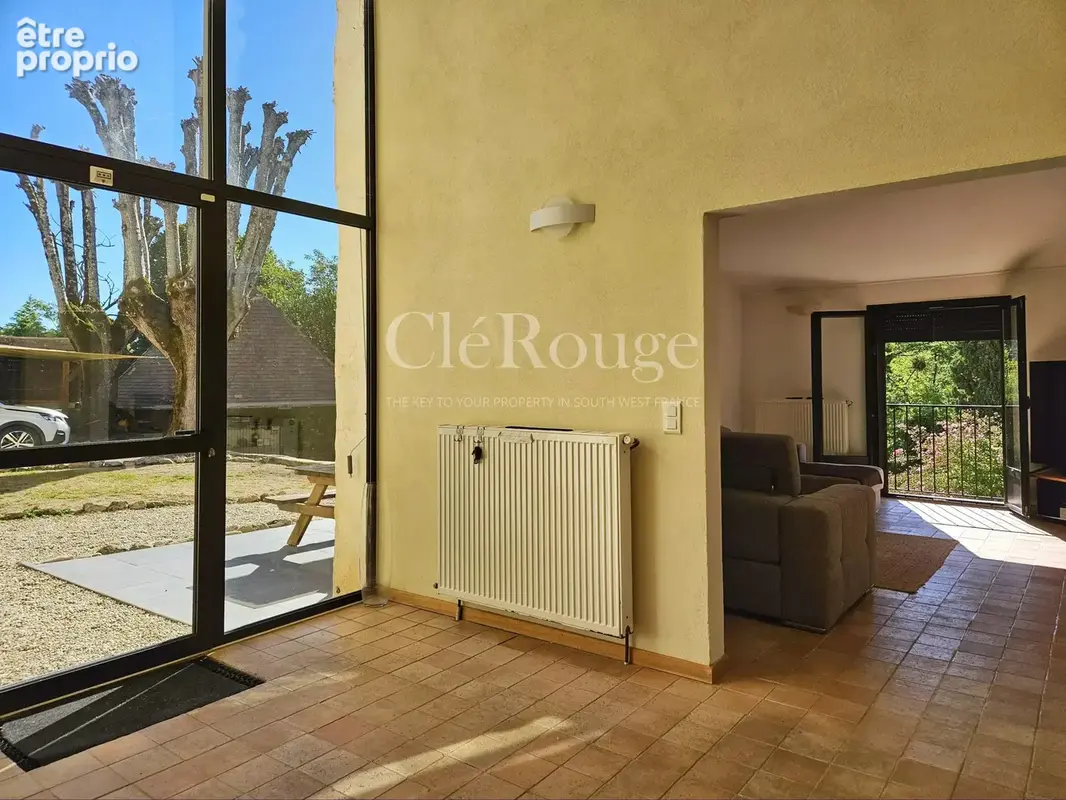 Proche de Monségur - Propriété de caractère en position privée, avec 4 chambres et piscine - photo 10