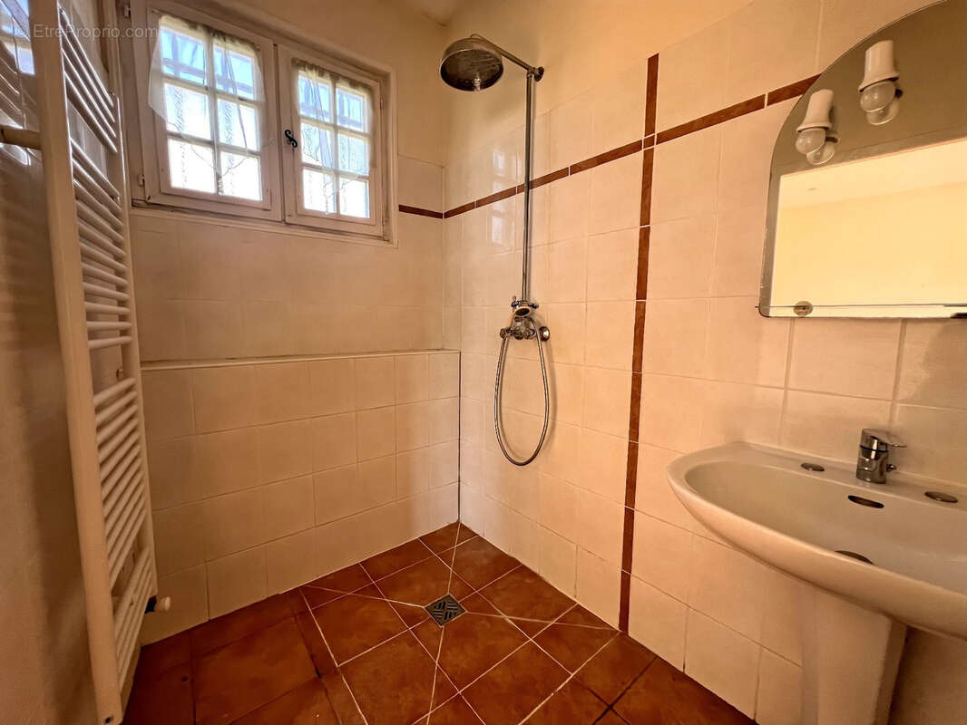 Maison à SAINT-LAURENT-D&#039;AGNY