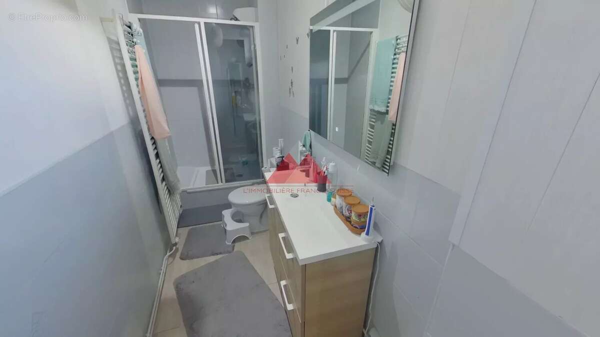 Appartement à LA MOUILLE