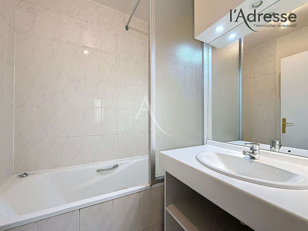 Appartement à SURESNES