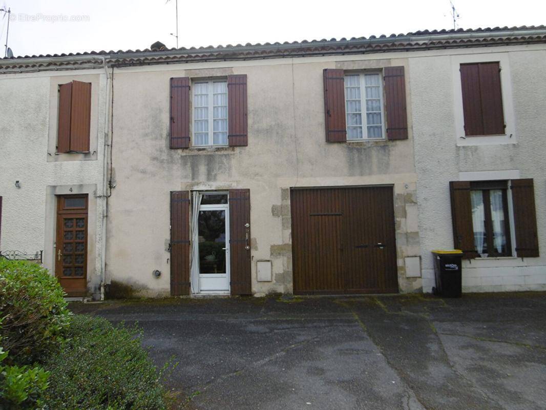 Maison à LANGON