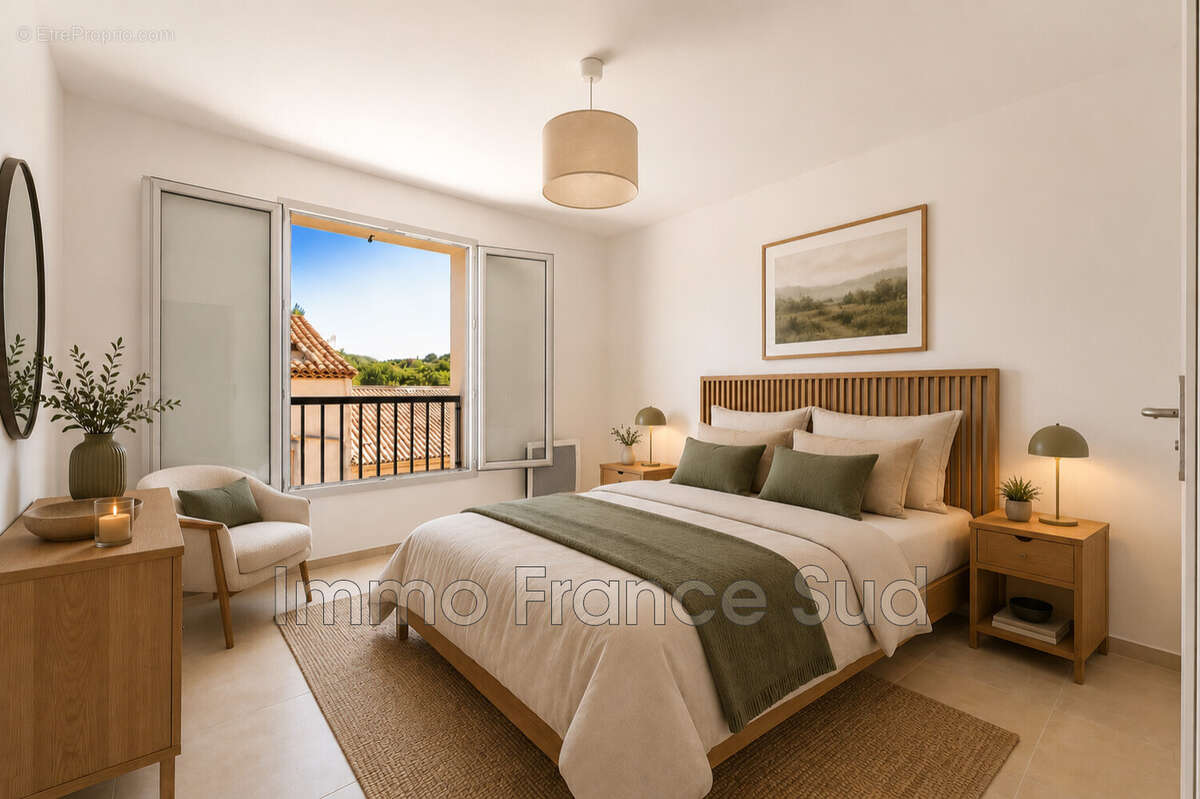 Appartement à LA GARDE-FREINET