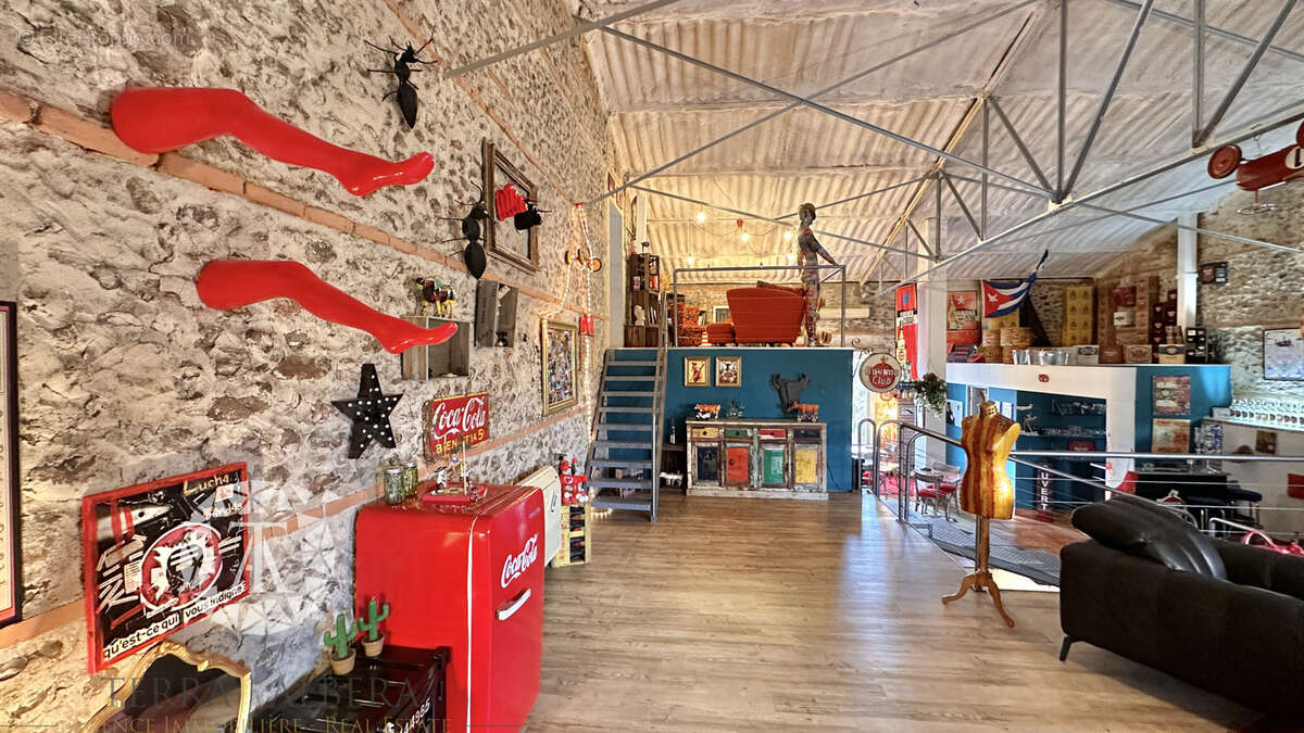 Maison à SAINT-GENIS-DES-FONTAINES