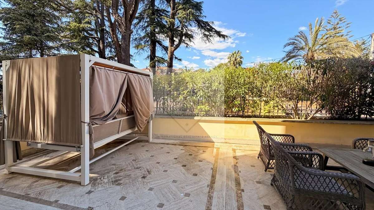 Appartement à CANNES