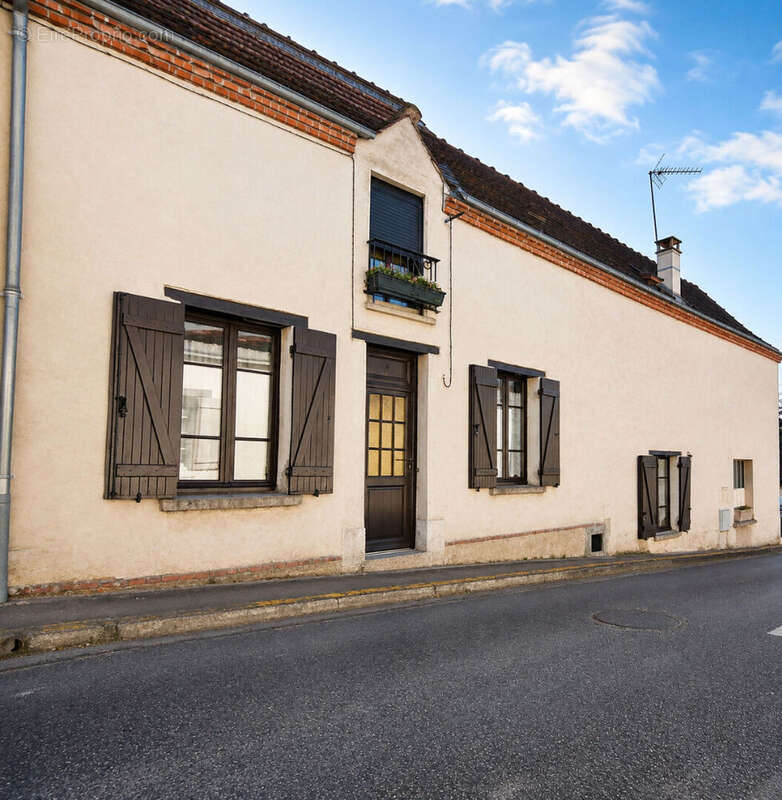 Maison à GALLARDON