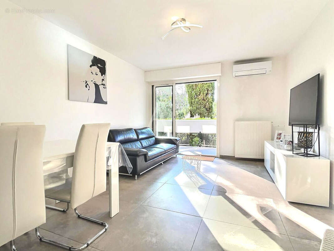 Appartement à MARSEILLE-12E