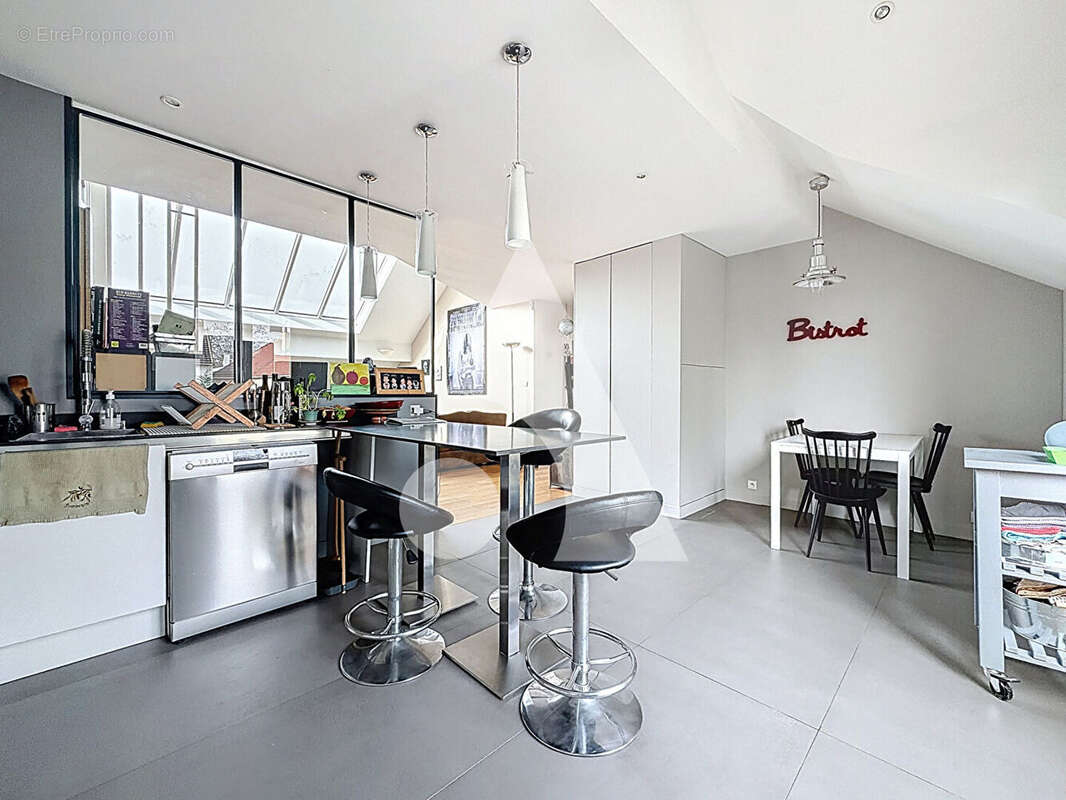 Appartement à RUEIL-MALMAISON