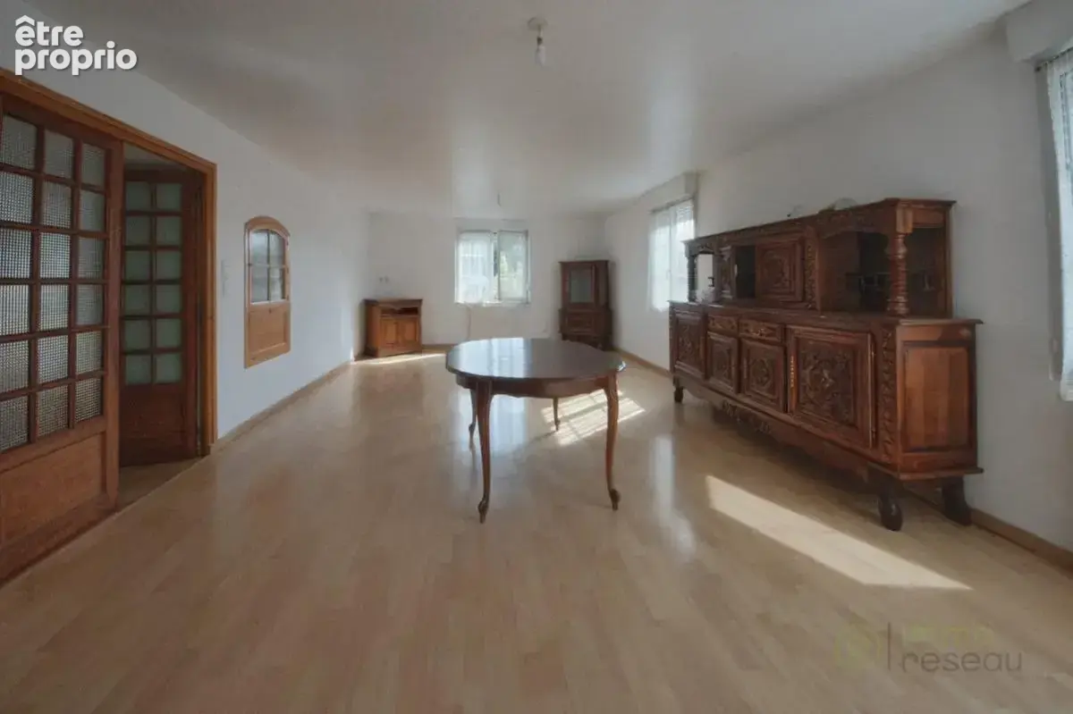 Maison 6 pièces 130 m² à vendre à Sixt-Sur-Aff (35550) - photo 3