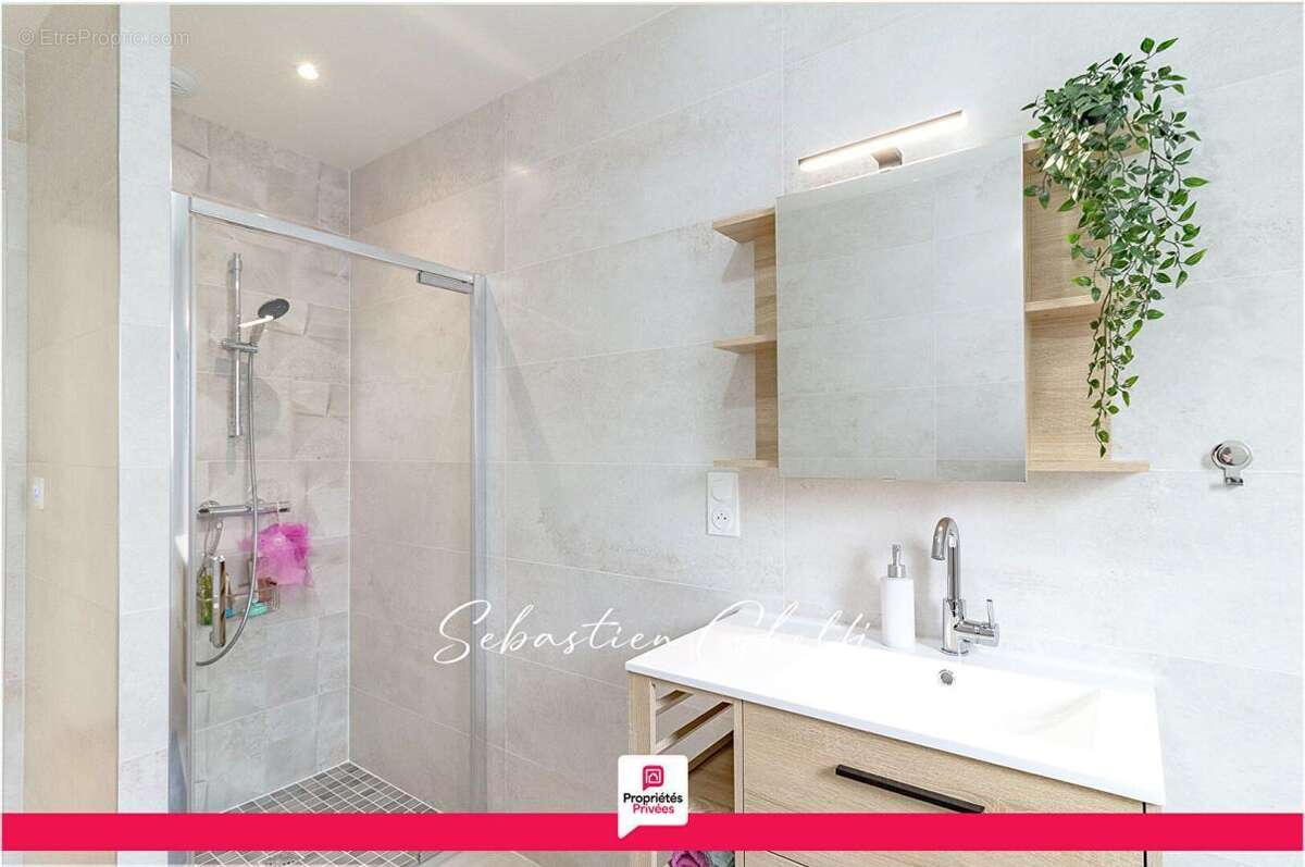 maison de plain-pied avec 3 chambres dont 1 parentale-garage-parcelle de 590 m² - photo 13