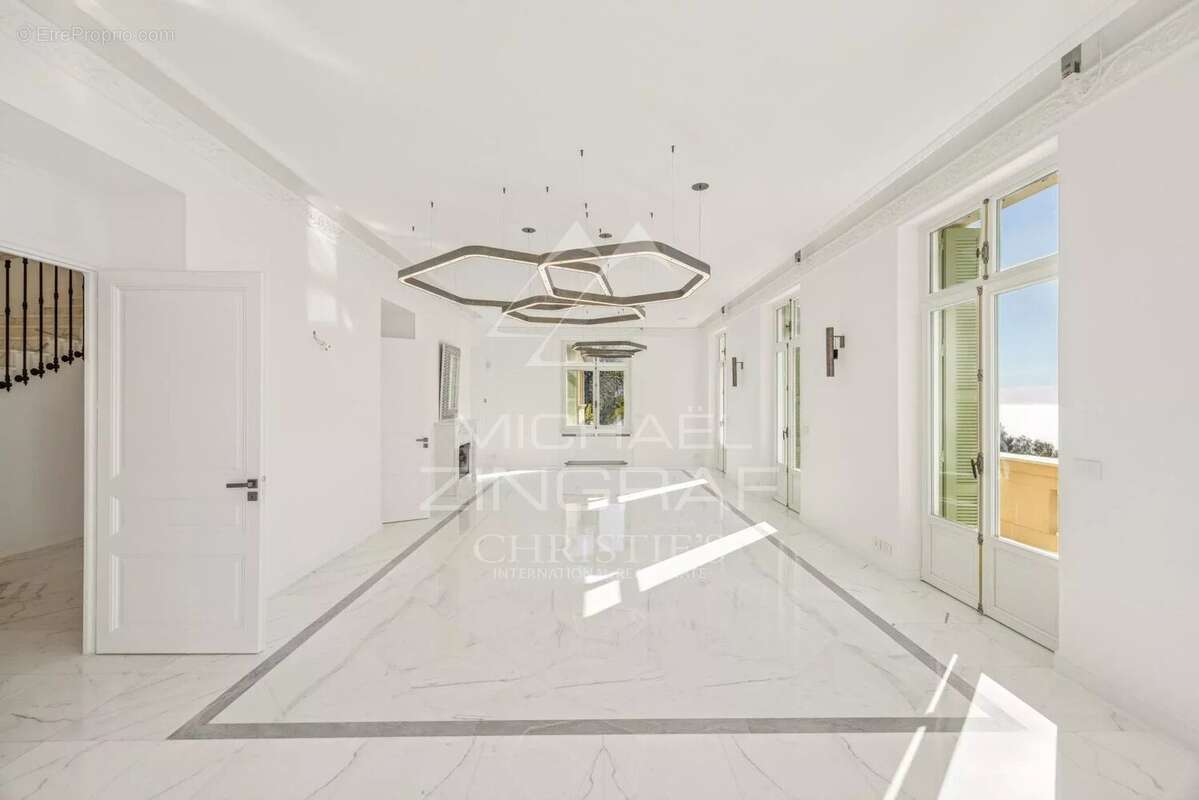 Maison à ROQUEBRUNE-CAP-MARTIN